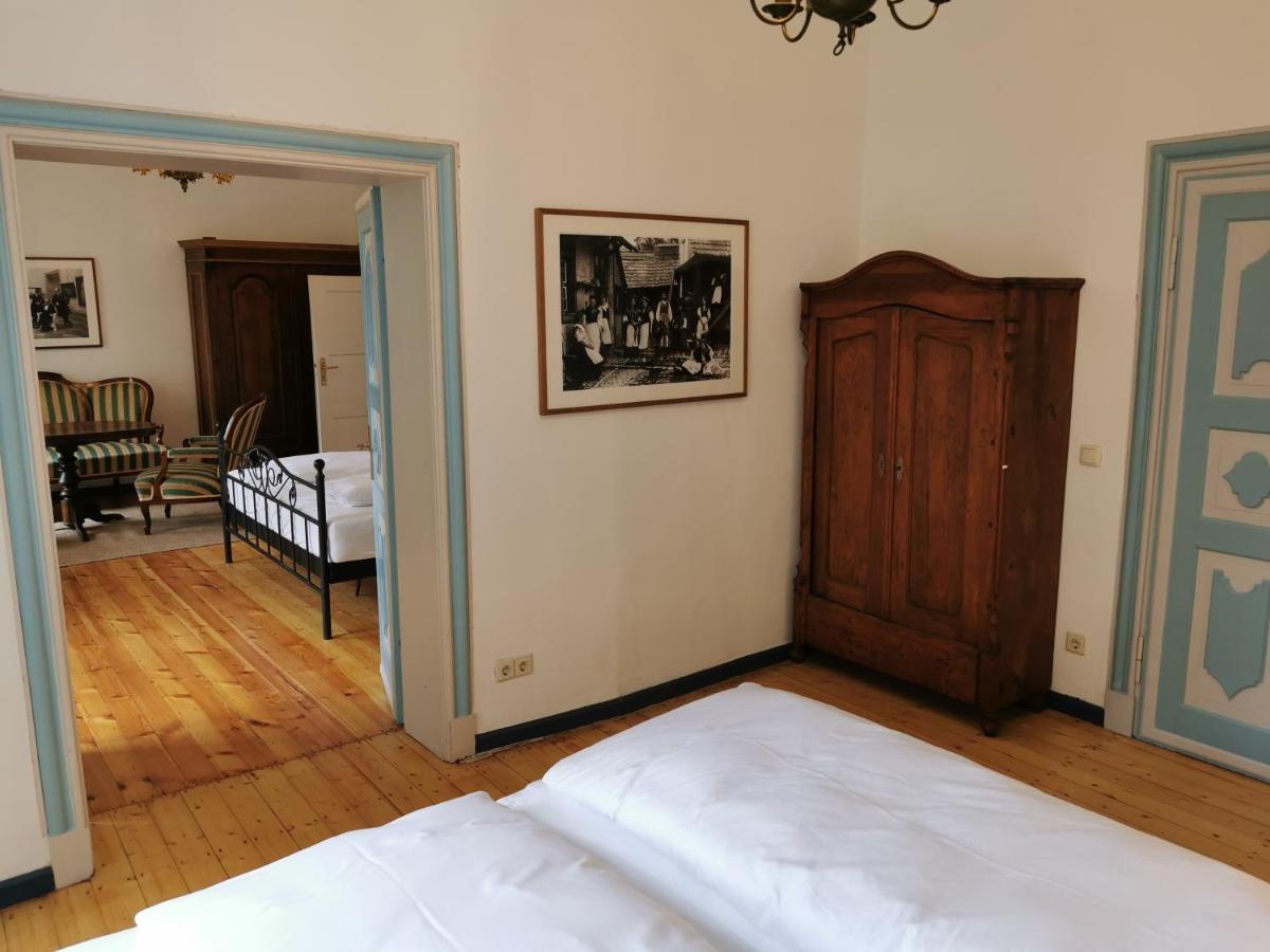 Altstadt Palais Веймар Экстерьер фото